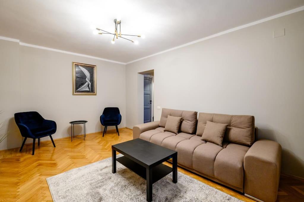 Apartmán Smiling Heaven Bukurešť Exteriér fotografie